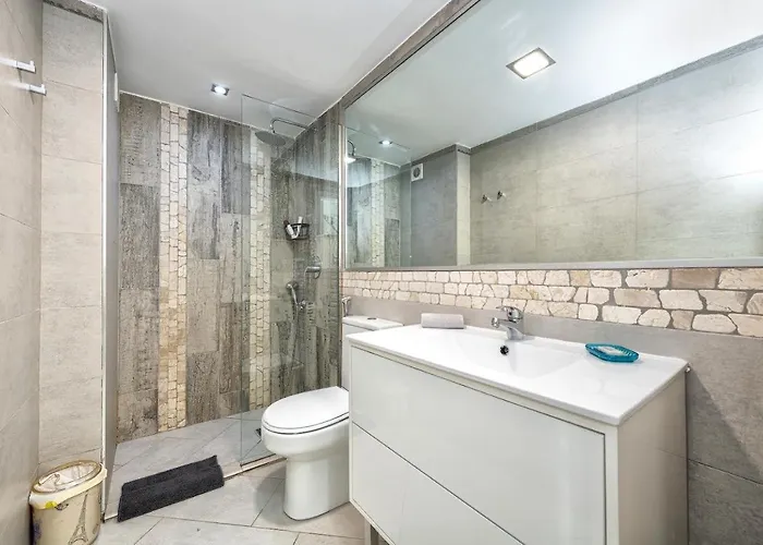 Casa Complesso Tanife Yumbo Apartment